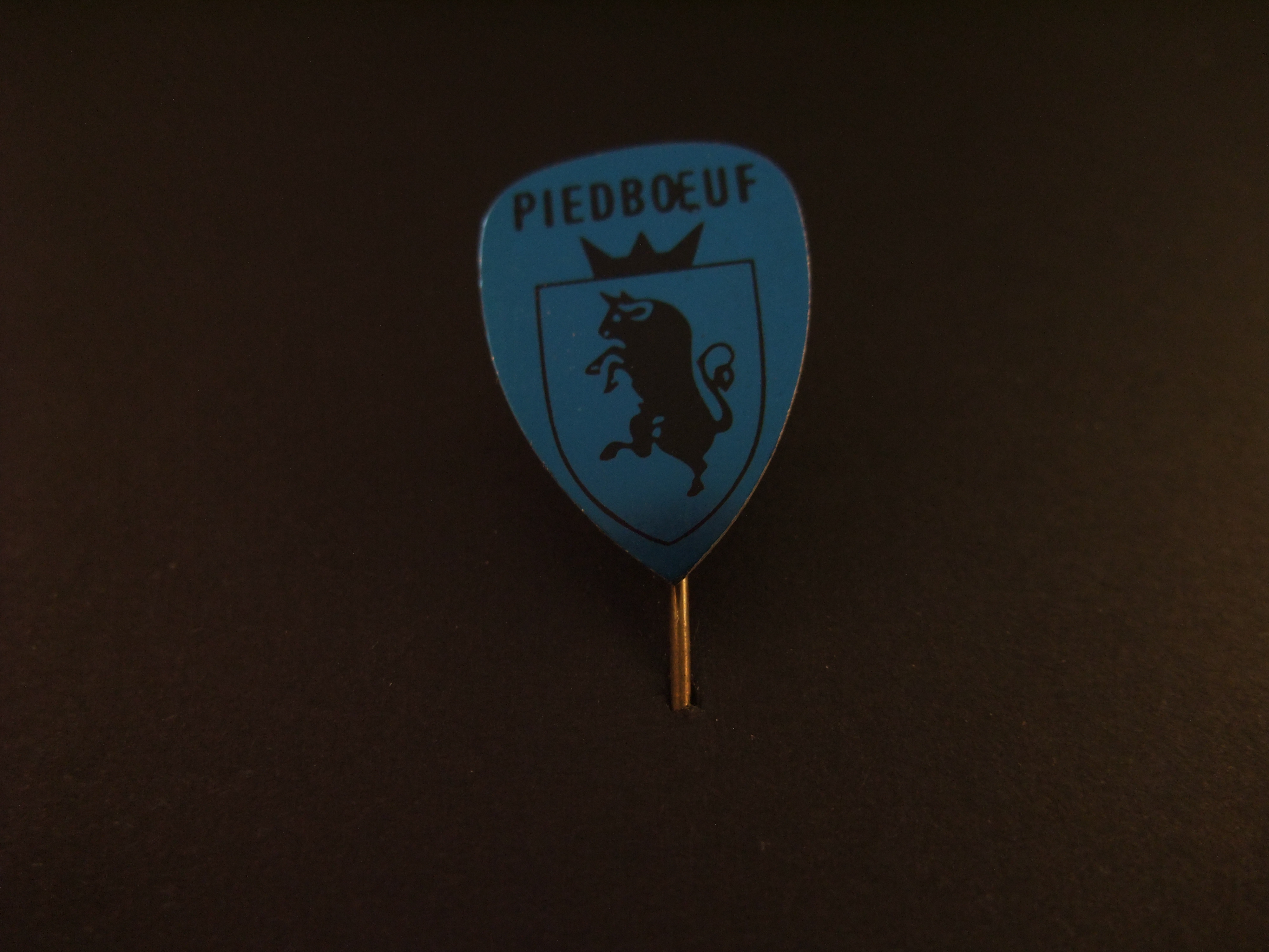 Piedboeuf Belgisch merk van tafelbieren, logo blauw